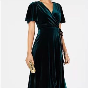 Vince Camuto emerald green velvet wrap dress